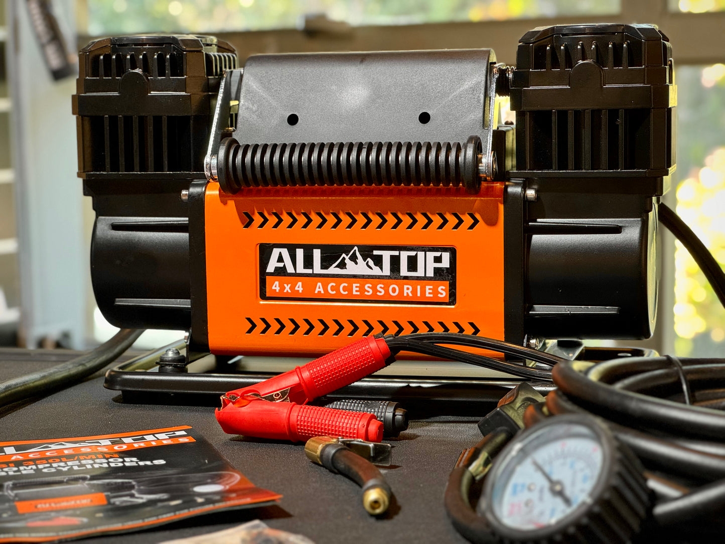ALL-TOP Compresor de Aire portable air compressor with pressure gauge and cables for 4x4 accessories