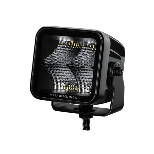 Faro LED Hella Black Magic para iluminación OffRoad resistente y potente