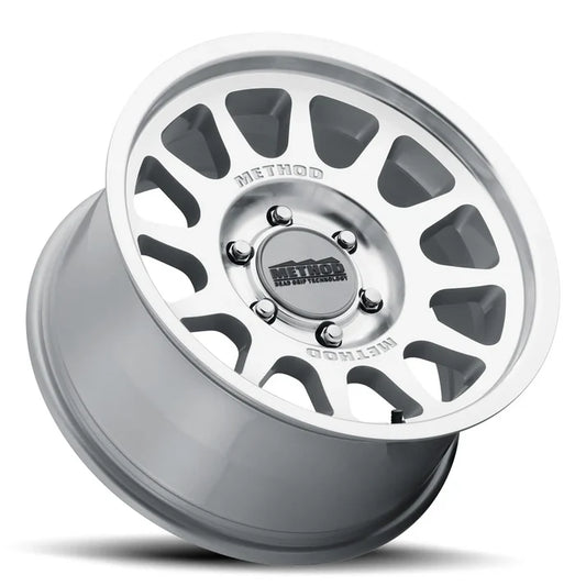 Llanta 703 Machined 6x139.7 R17 Offset 0 mm – Method Race Wheels