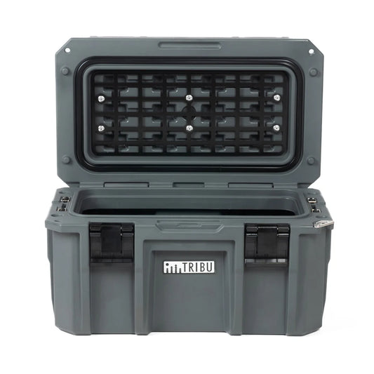 Toolbox TRIBU gris resistente de plastico para herramientas con tapa abierta, cierres metalicos y rejilla interior