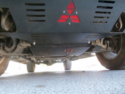 Cubre Carter Frontal Mitsubishi Montero G2 (2011-2015) – CubrecarterX