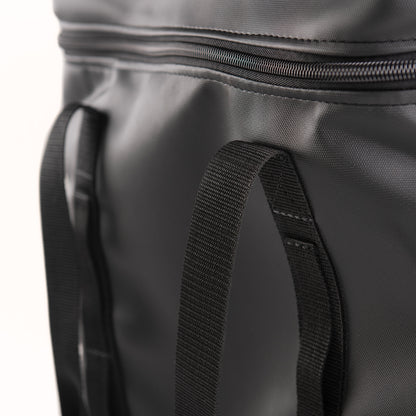 Bolso Porta Baño Químico Goubet en color negro con asas resistentes y cierre con cremallera