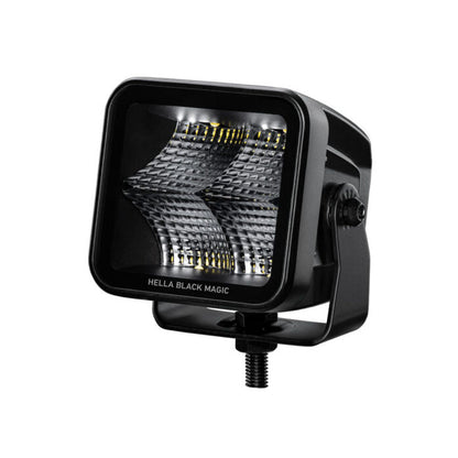 Faro LED Hella Black Magic para iluminación OffRoad resistente y potente