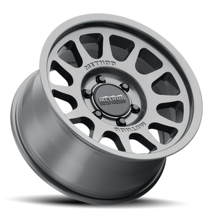 Llanta 703 Gloss Titanium 6x139.7 R17 Offset -12 mm  – Method Race Wheels